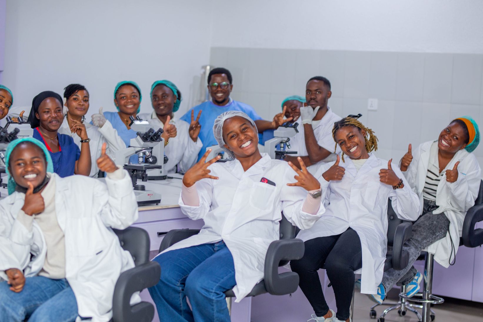 À PEINE INAUGURÉ, LE LABORATOIRE DE LA SANTÉ PUBLIQUE DE L’ISIG-GOMA EST DÉJÀ EN PLEINE ACTIVITÉ !
