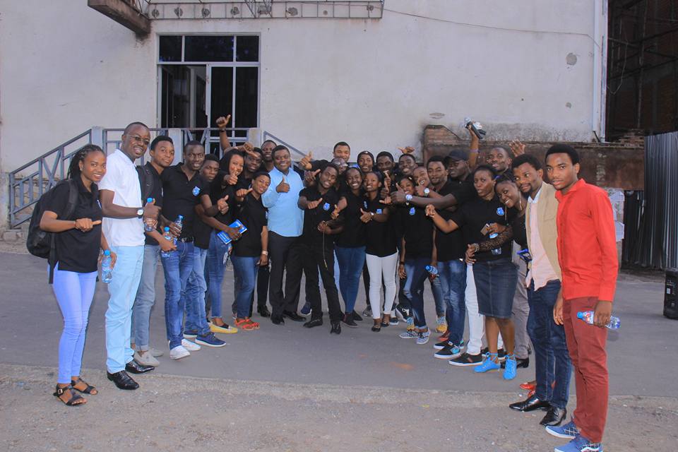 Présentation de l'application Watoto Wetu